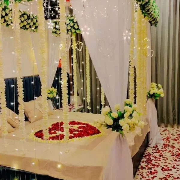 Ivory Rose Romance white rose and rajanigandha bashor ghor in Dhaka by Le Florist